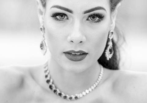 Corporativo I Moda de Modelo Wendy Tavares (Panicat)
