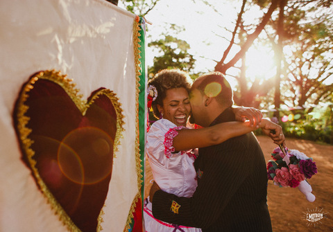 Casamentos de Carol & André • Família Lacorte • Casamento na Festa Junina