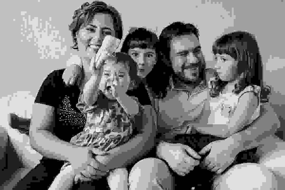 ensaio documental de familia curitiba, ensaio familia curitiba, book familia curitiba, ensaio fotografico familia, fotografia lifestyle curitiba, fotos de familia curitiba, fotografo de familia