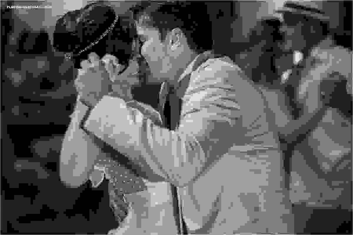 Casal dançando em seu casamento na Bahia