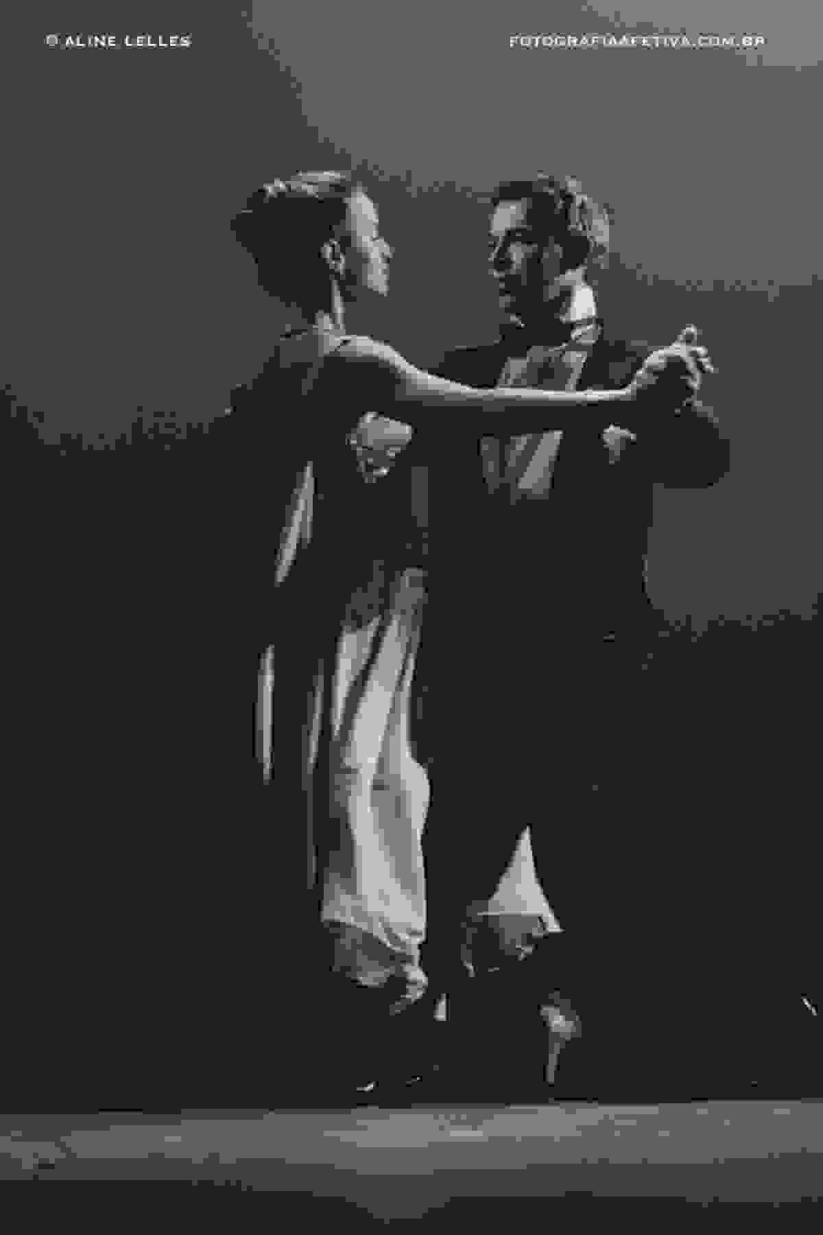 Fotografia Afetiva com Aline Lelles e Rodrigo Wittitz , Fotografia Lifestyle , Com o Brilho do Teu Olhar | Um espetáculo de Jaime Arôxa (ano de 2007) - Jaime Aroxa dançando com Bianca Gonzalez