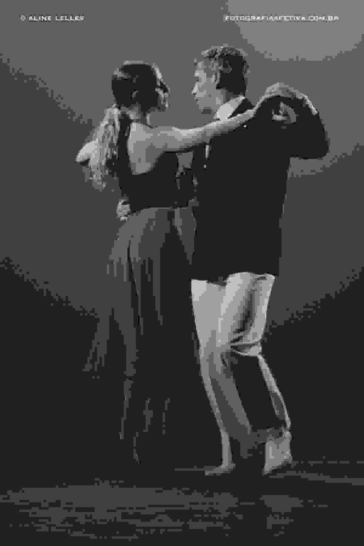 Affective Photography with Aline Lelles and Rodrigo Wittitz, Lifestyle Photography, With the Brightness of Your Look | A show by Jaime Arôxa (year 2007)