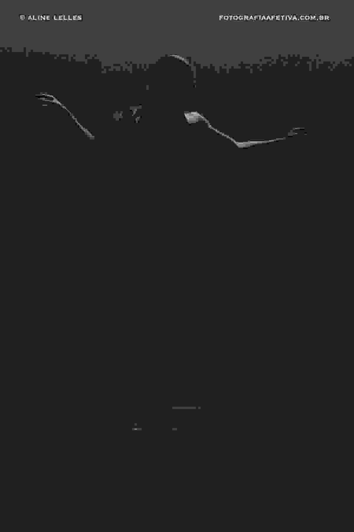 Affective Photography with Aline Lelles and Rodrigo Wittitz, Lifestyle Photography, With the Brightness of Your Look | A show by Jaime Arôxa (year 2007)