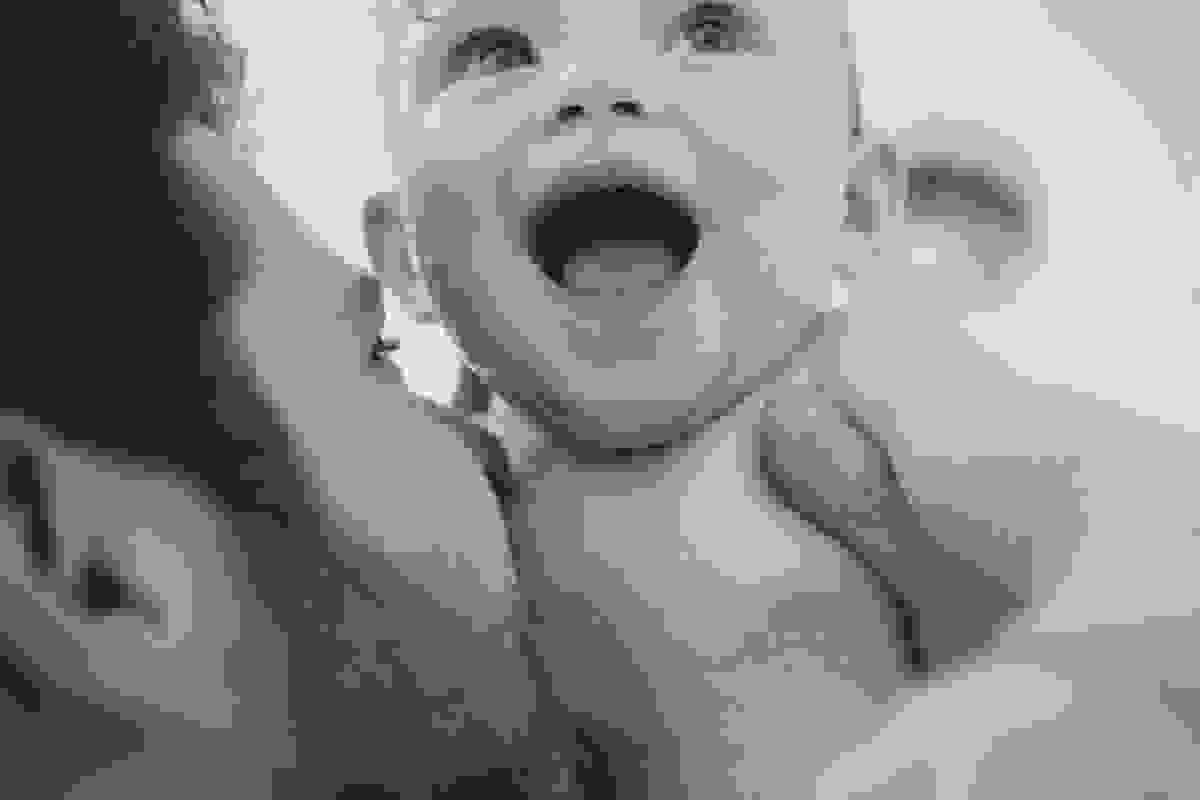 Fotografia Afetiva com Aline Lelles e Rodrigo Wittitz , Fotografia de Familia , Fotografia Lifestyle , Acompanhamento de Bebê , Gui 6 meses vamos para o banho com o papai família já tão amada por nós