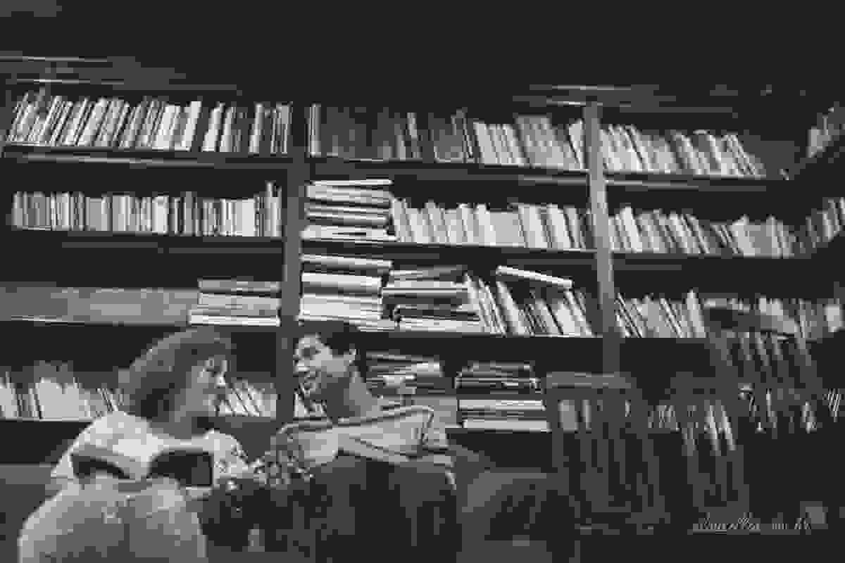 Livros, chás e histórias de amor | Ensaio de Casal Rio de Janeiro | Winnee e Ângelo