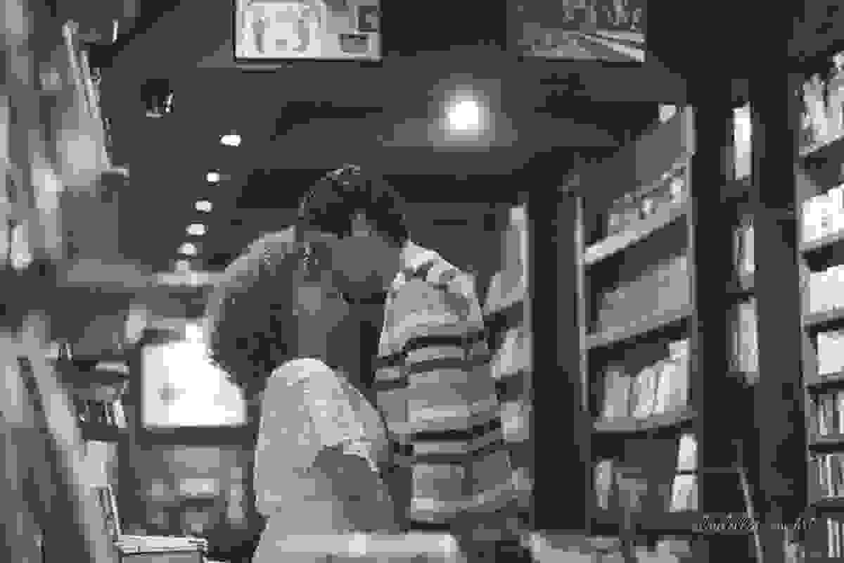 Livros, chás e histórias de amor | Ensaio de Casal Rio de Janeiro | Winnee e Ângelo