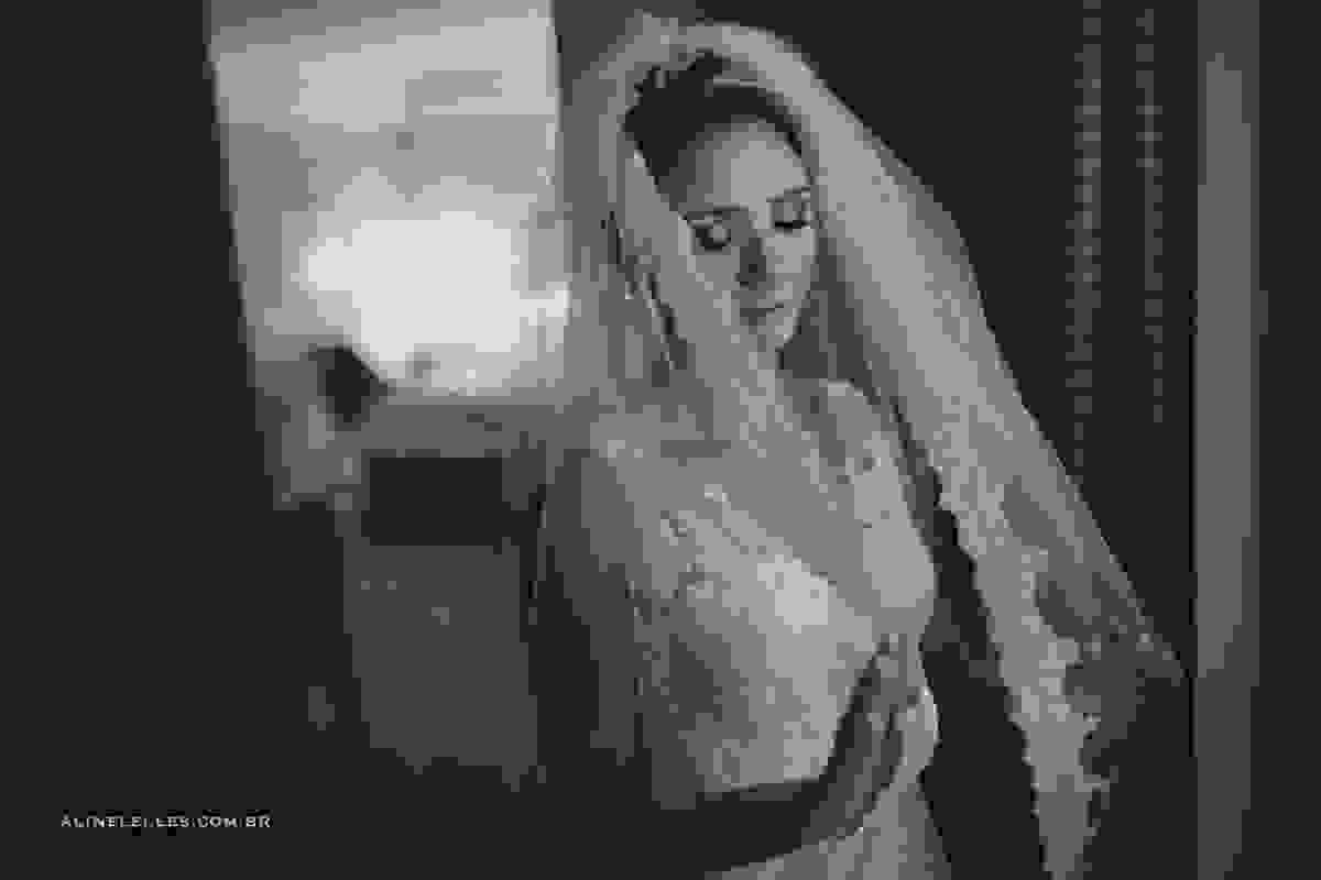 Fotografia Afetiva Aline Lelles Rodrigo Wittitz, Fotografia de Casamento, making off da noiva, Festa de Casamento, Casa de Festas Quinta do Chapecó, Bouquet, Decoração de Casamento, Vestido de Noiva