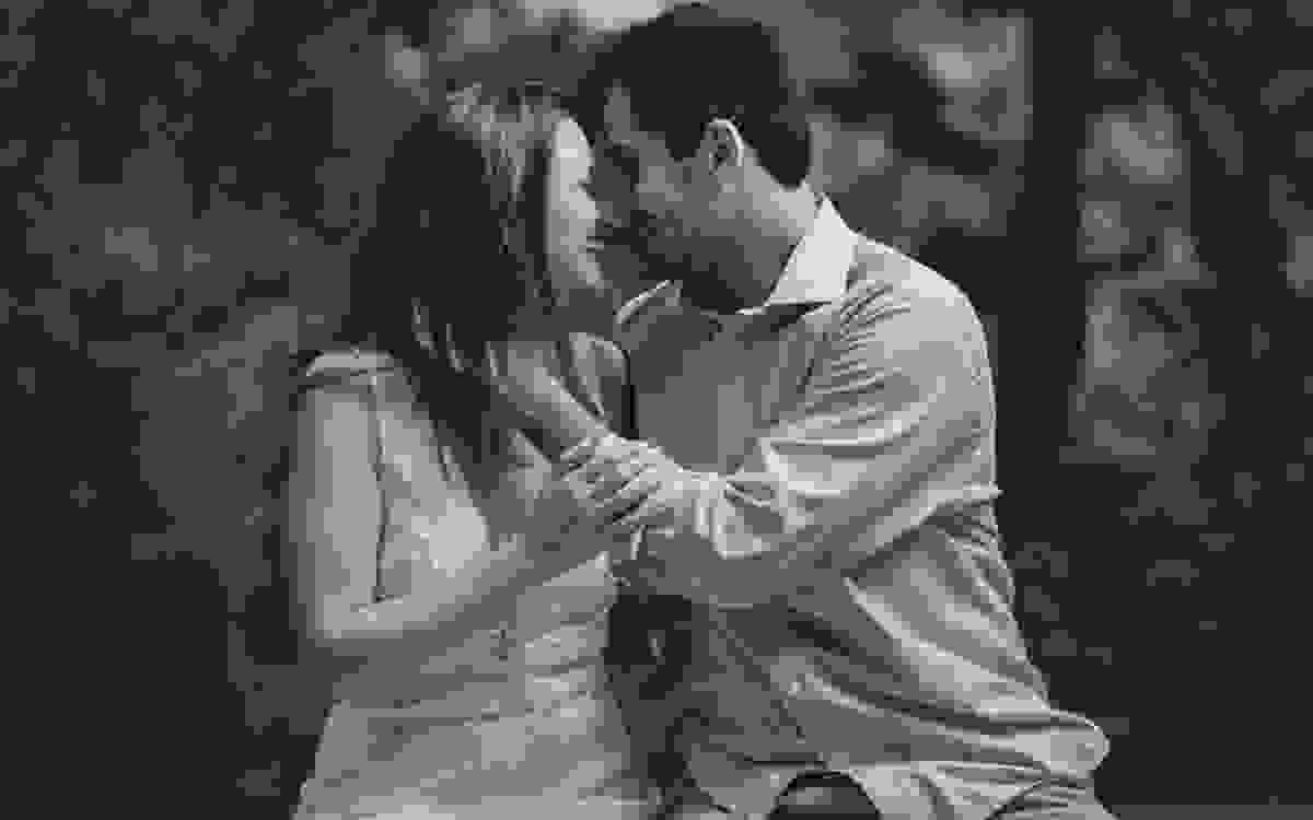 aline lelles, atelier aline lelles, atelier de fotografia, bouquet de flores, casados, casados para sempre, casais, casal, couple, e-session, ensaio de casal, ensaio romantico, fotografia de casal, fotografia de cinema, fotografia de gente feliz, fotograf