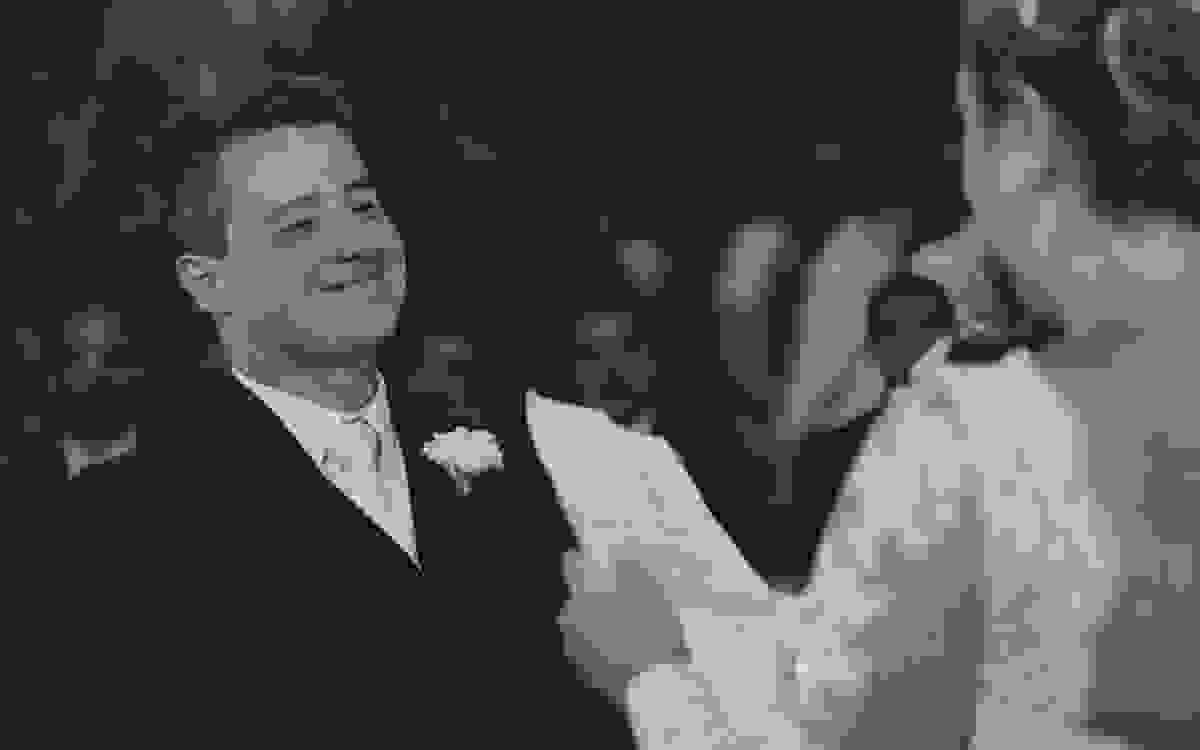 carolina ventriglia e augusto vivas se emocionam e se divertem em cerimônia de casamento realizado pelo celebrante edson na casa de festas villa morena no rio de janeiro, fotografia de aline lelles