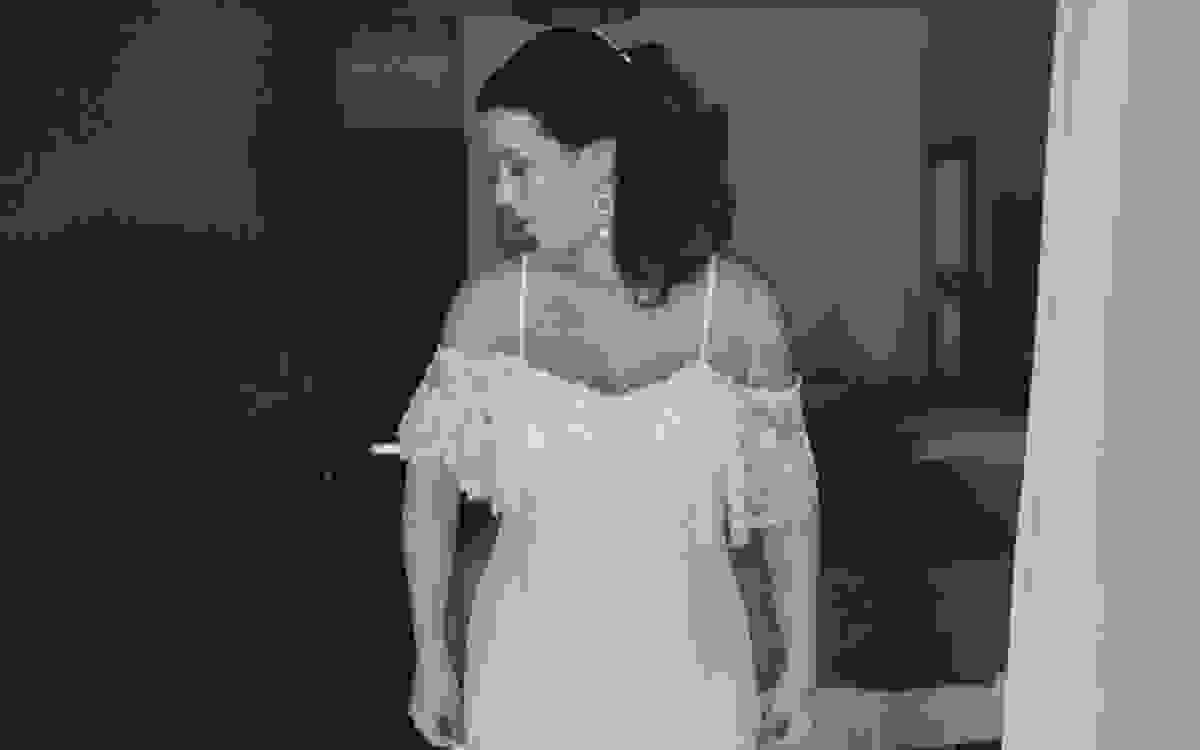 Moment of the Bride | Camila sendo fotografada por Aline Lelles no seu (Re) Casamento | Fotografia de Casamento , Wedding Picture