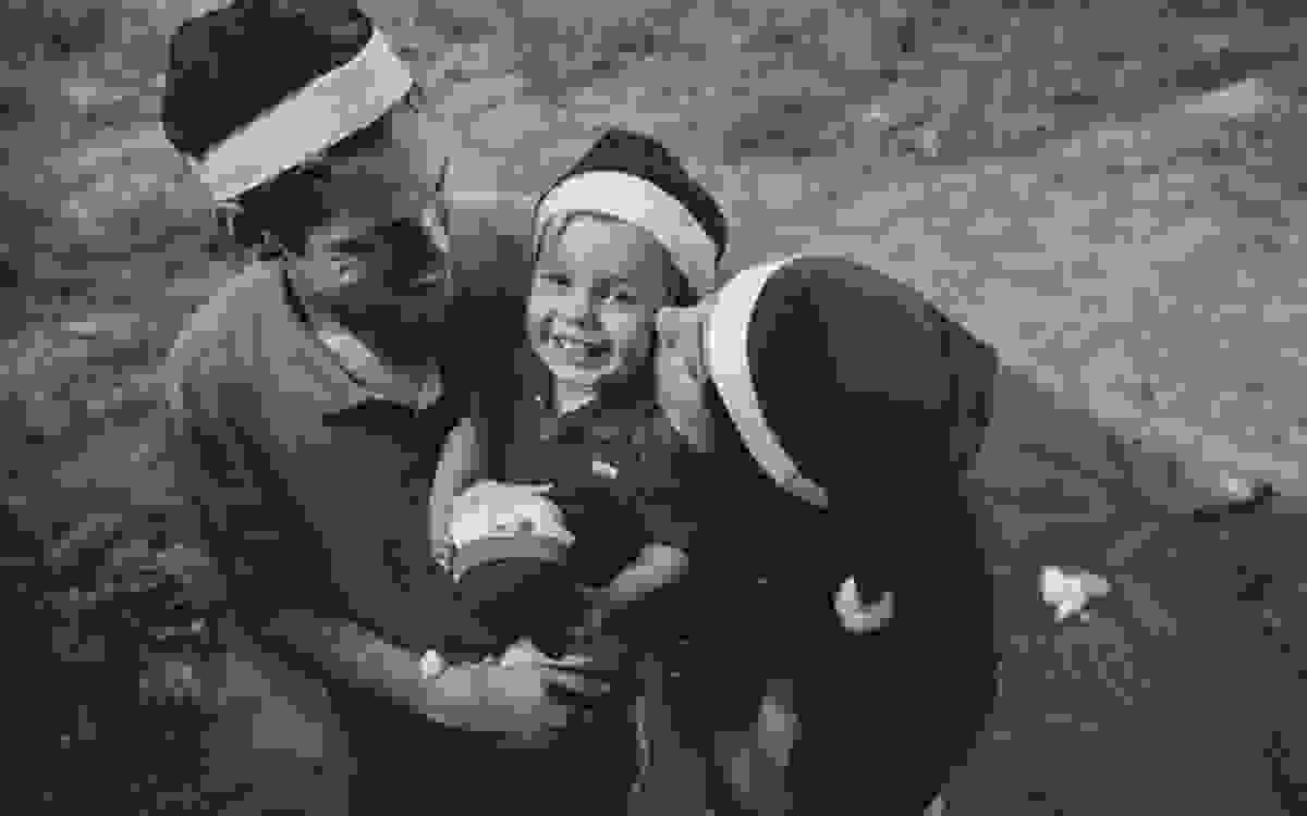 Muito carinho amor no ensaio externo com a família do Antônio | Ensaio de Natal | Fotos de Natal