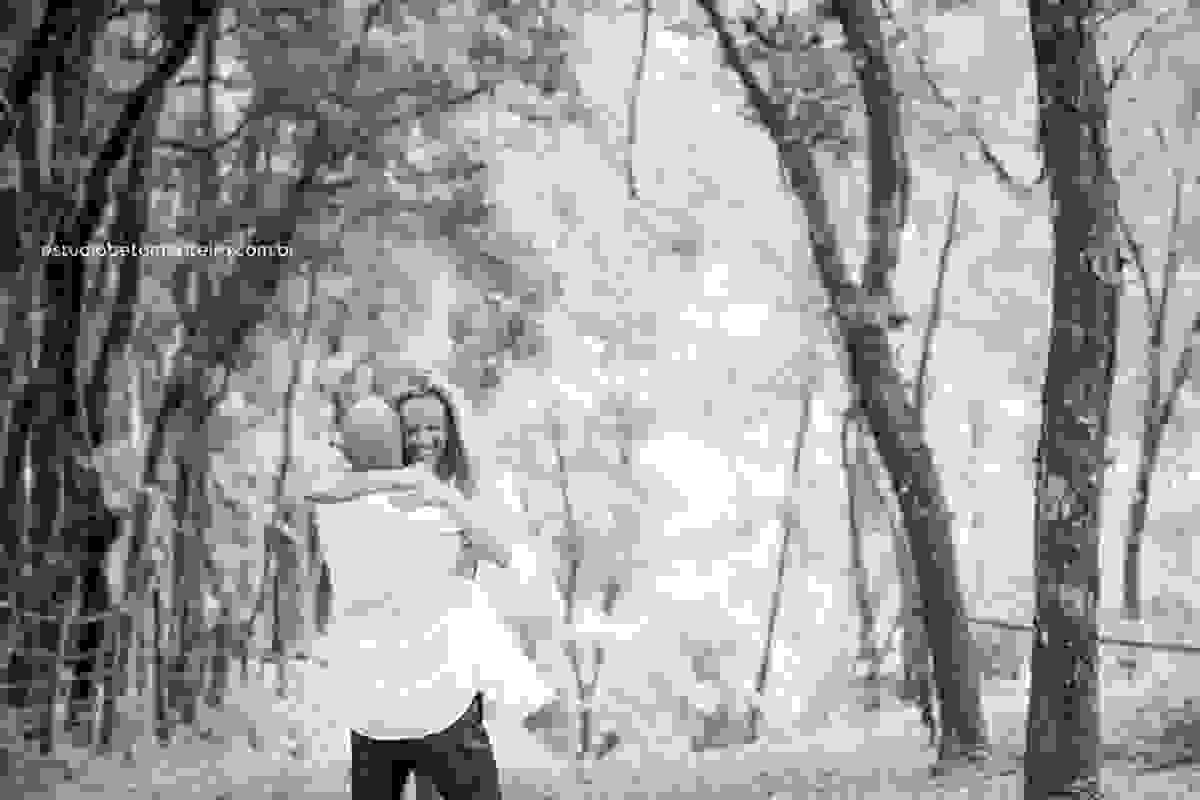 Book Pré-Casamento - Book Pré-wedding - Trash the dress - Book de casal - Sessão de noivos - Save the date - Estúdio Beto Monteiro - Curitiba