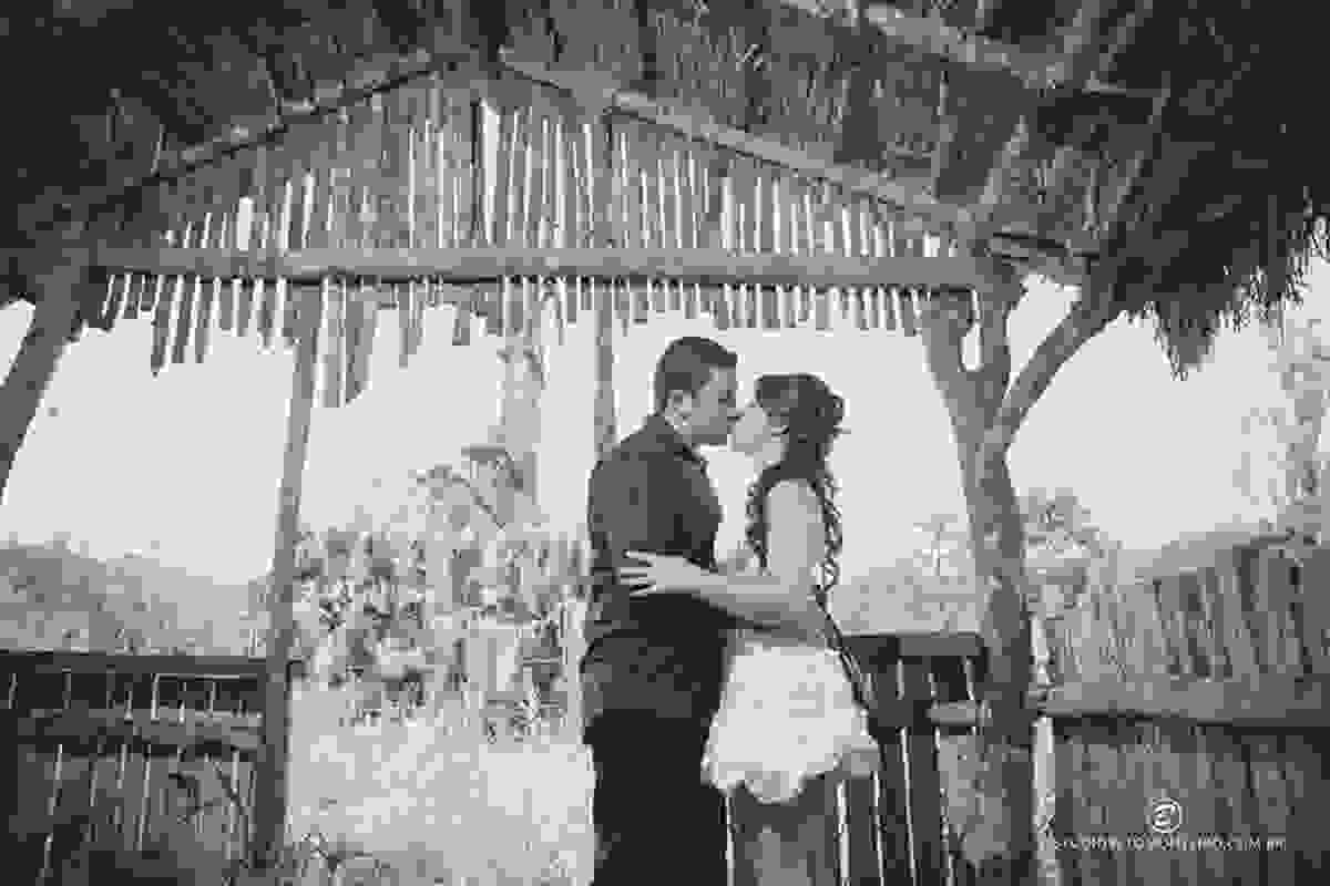 Book Pré-Casamento - Book Pré-wedding - Trash the dress - Book de casal - Sessão de noivos - Save the date - Estúdio Beto Monteiro - Curitiba