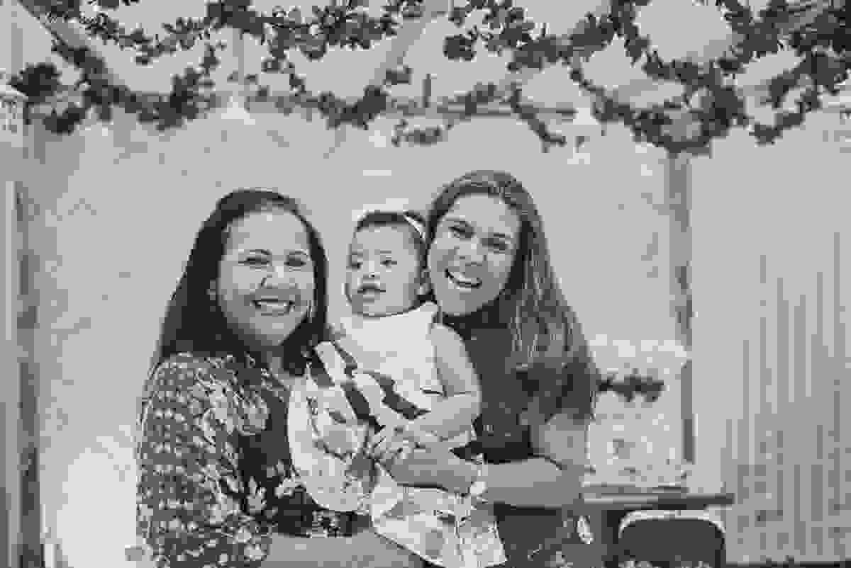 festa que toda mãe sonha, aniversário de 1 ano da filha Laís, no cerimonial Zueira Festas, na Praia da Costa, Tássila Costa fotografia, decoração de Muita Farra, promoção de fotos de aniversár