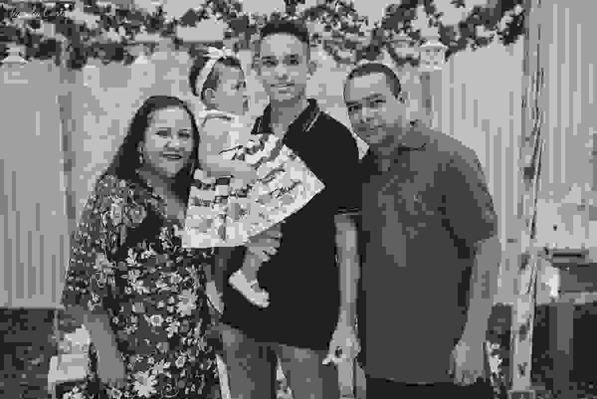 festa que toda mãe sonha, aniversário de 1 ano da filha Laís, no cerimonial Zueira Festas, na Praia da Costa, Tássila Costa fotografia, decoração de Muita Farra, promoção de fotos de aniversár