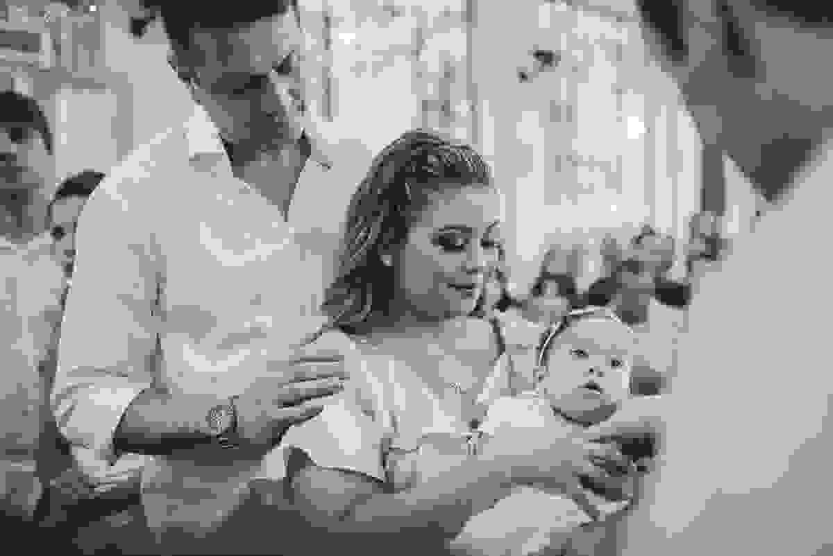 madrinha ama, look de madrinha, fotos inesquecíveis e lindas do batizado, afilhada, maquiagem para batizado, vestido para batizado lindo, decoração para almoço de batizado