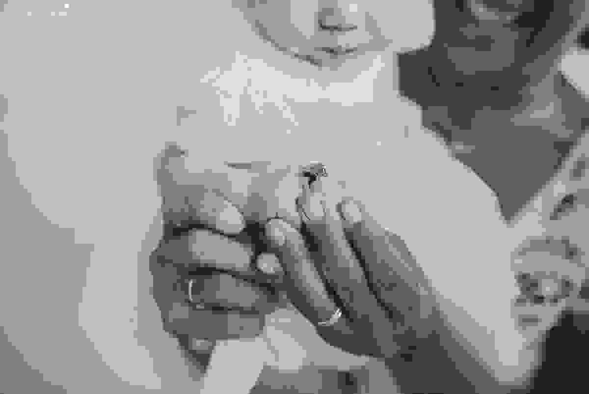 fotografia de batizado em vila velha es, fotos inesquecíveis e lindas do batizado, momento muito importante para toda a família, vestido para batizado lindo, decoração para almoço de batizado