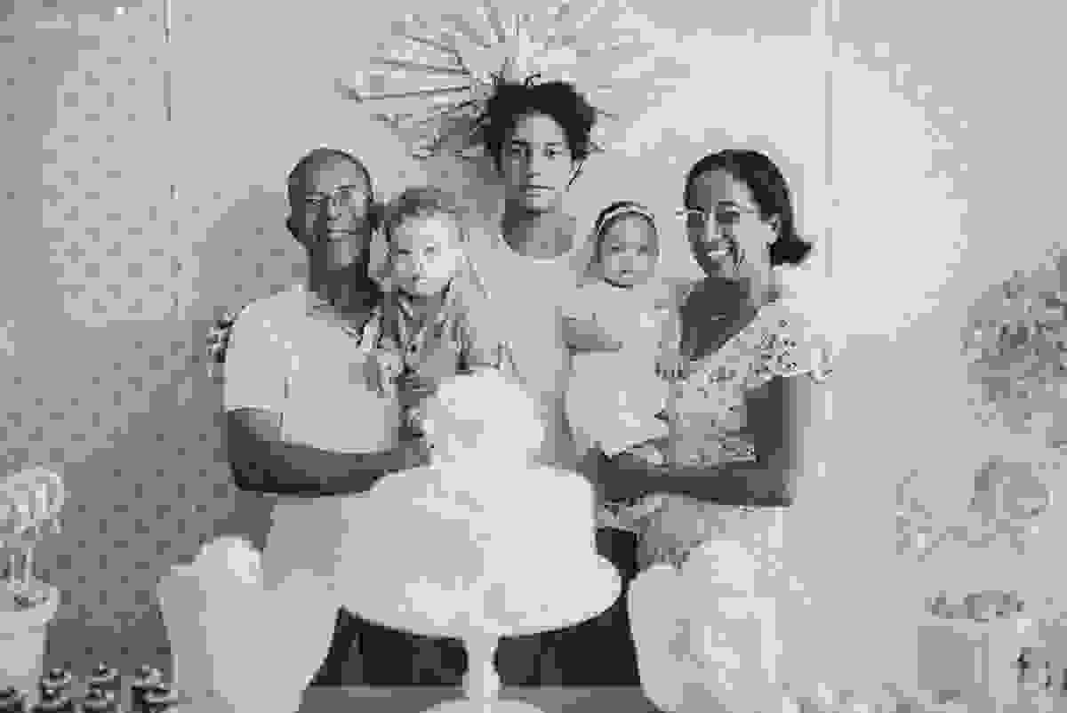 madrinha ama, look de madrinha, fotos inesquecíveis e lindas do batizado, afilhada, maquiagem para batizado, vestido para batizado lindo, decoração para almoço de batizado