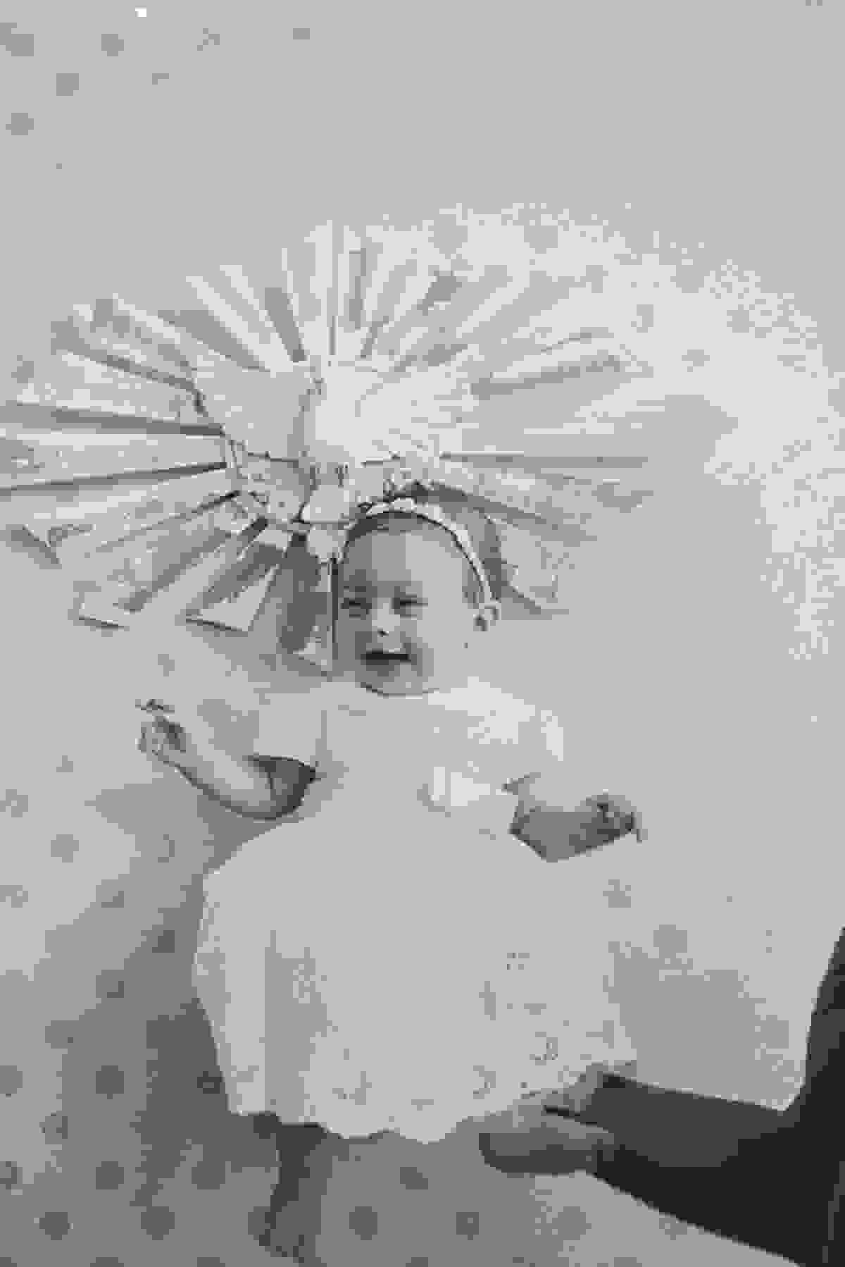 fotografia de batizado em vila velha es, fotos inesquecíveis e lindas do batizado, momento muito importante para toda a família, vestido para batizado lindo, decoração para almoço de batizado