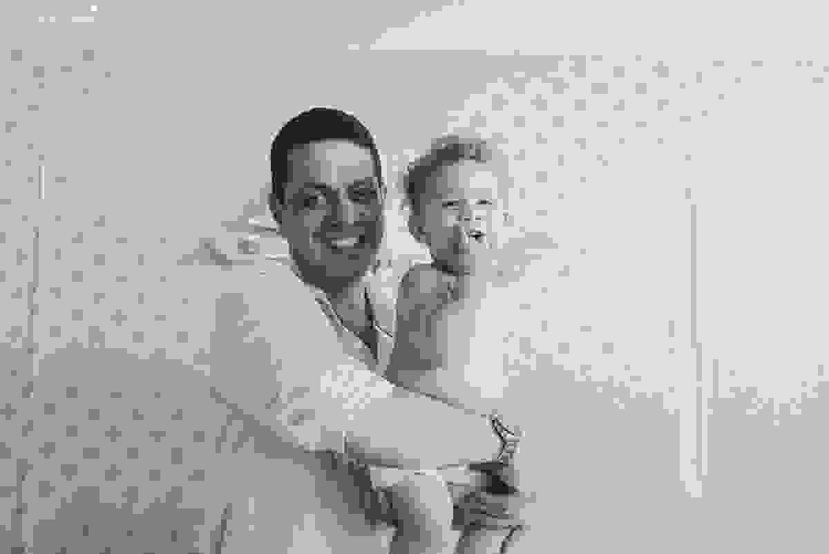 fotografia de batizado em vila velha es, fotos inesquecíveis e lindas do batizado, momento muito importante para toda a família, vestido para batizado lindo, decoração para almoço de batizado