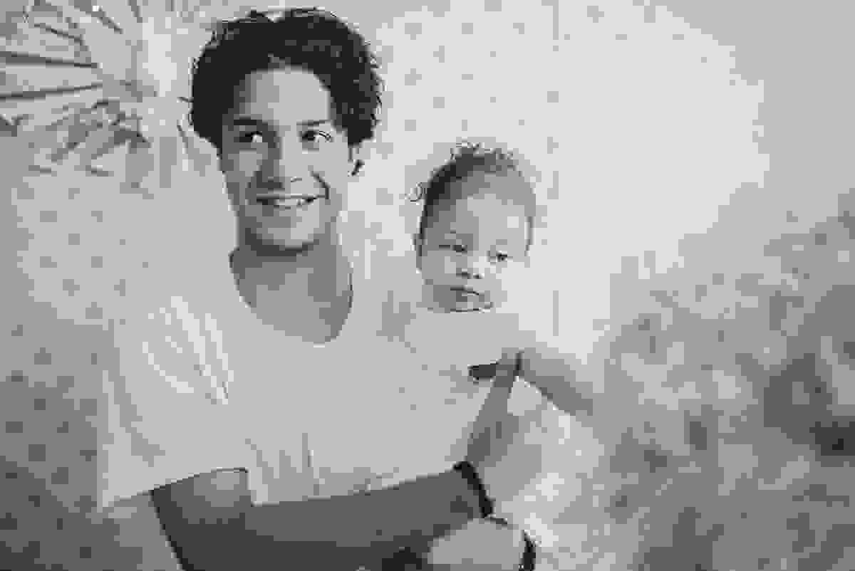 fotografia de batizado em vila velha es, fotos inesquecíveis e lindas do batizado, momento muito importante para toda a família, vestido para batizado lindo, decoração para almoço de batizado