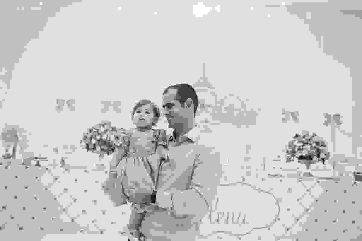 festa no tema carrossel, no cerimonial Lollypop em Vitória ES, fotografia de festa infantil em Vitória, decore by Av Design, bolo lindo da Juliana Marculano