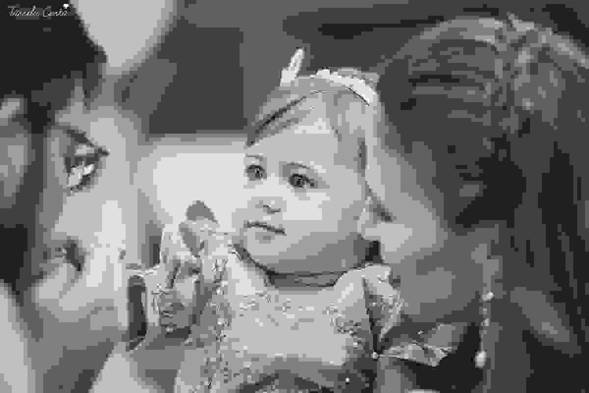 festa no tema carrossel, no cerimonial Lollypop em Vitória ES, fotografia de festa infantil em Vitória, decore by Av Design, bolo lindo da Juliana Marculano