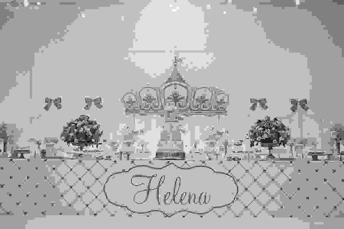 festa no tema carrossel, no cerimonial Lollypop em Vitória ES, fotografia de festa infantil em Vitória, decore by Av Design, bolo lindo da Juliana Marculano