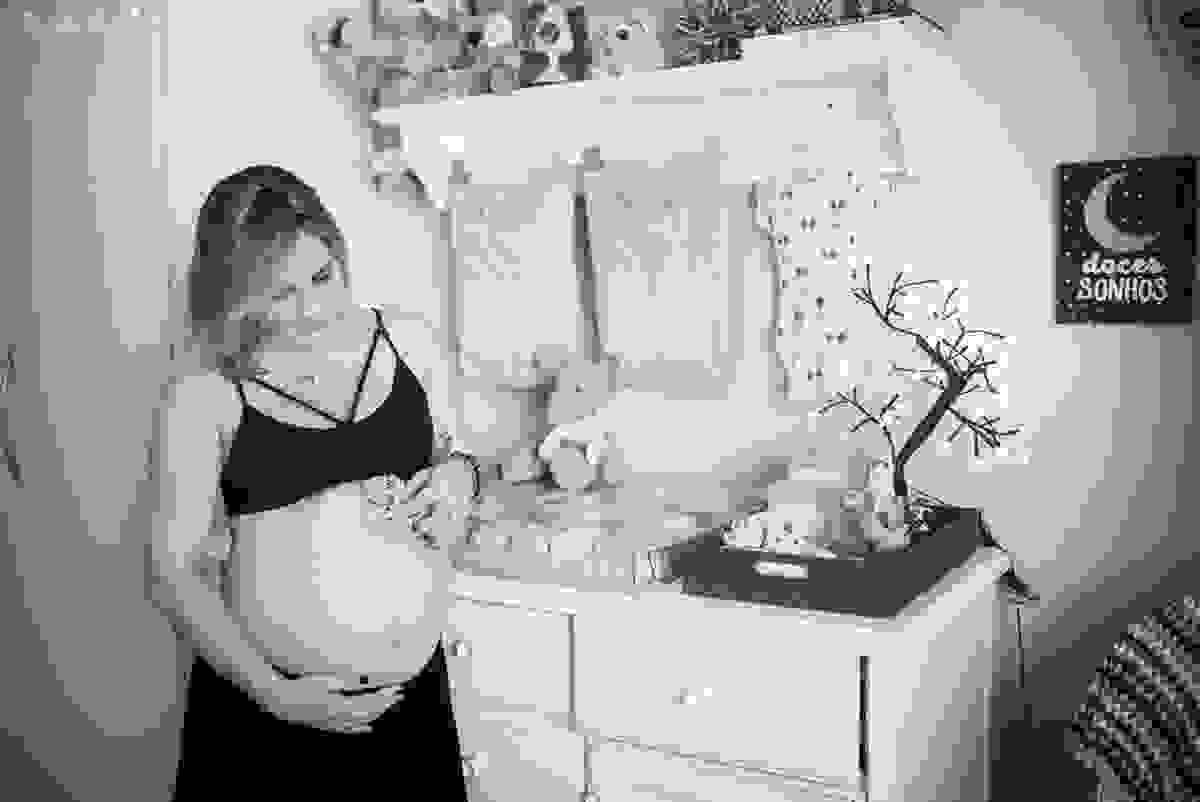 ensaio de gestante feito em casa, ju brandão, grávida linda, família abençoada e querida, amei fotografá-los, rapina do tacho vem aí, mãe de 3, fotos em vix es