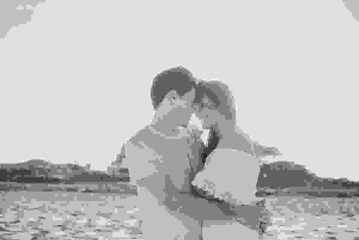 ensaio pré wedding em meio à natureza, noivos apaixonados, o casamento do ano, casamento de dia, casamento na praia, matara e allan, fotografia de tássila costa fotografia, dia lindo para fotos