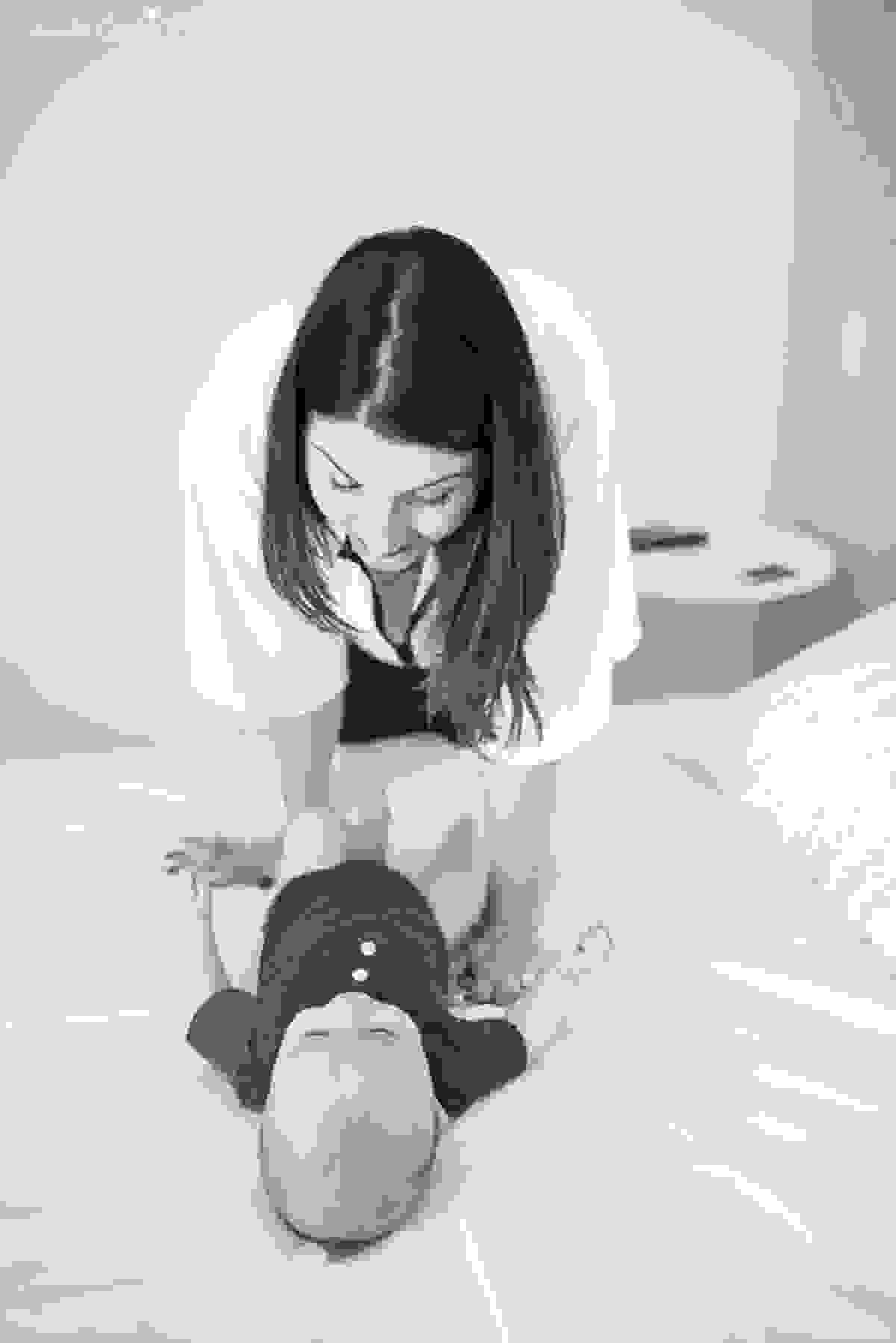 sessão de fotos em casa, do baby Pedro Henrique, fotos do seu acompanhamento trimestral, em vitória es, fotos lifestyle, família querida, fotos com tássila costa