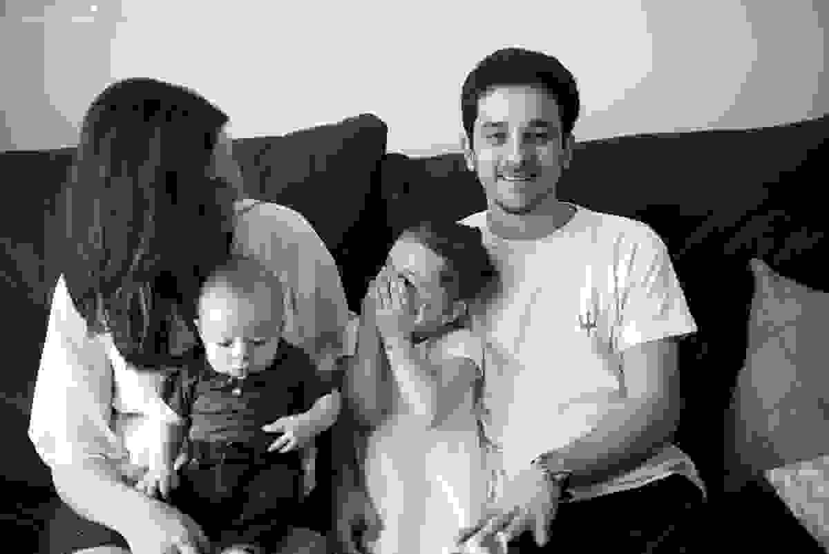 sessão de fotos em casa, do baby Pedro Henrique, fotos do seu acompanhamento trimestral, em vitória es, fotos lifestyle, família querida, fotos com tássila costa
