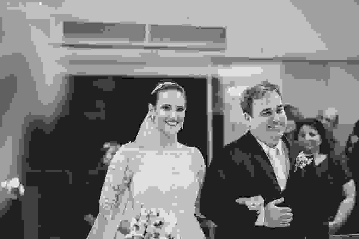 fotos de casamento realizado em Guarapari, litoral do Espírito Santo, sítio dos sonhos para fazer festa de casamento em Guarapari, noivos lindos e apaixonados, fotografia de casamento vitória es