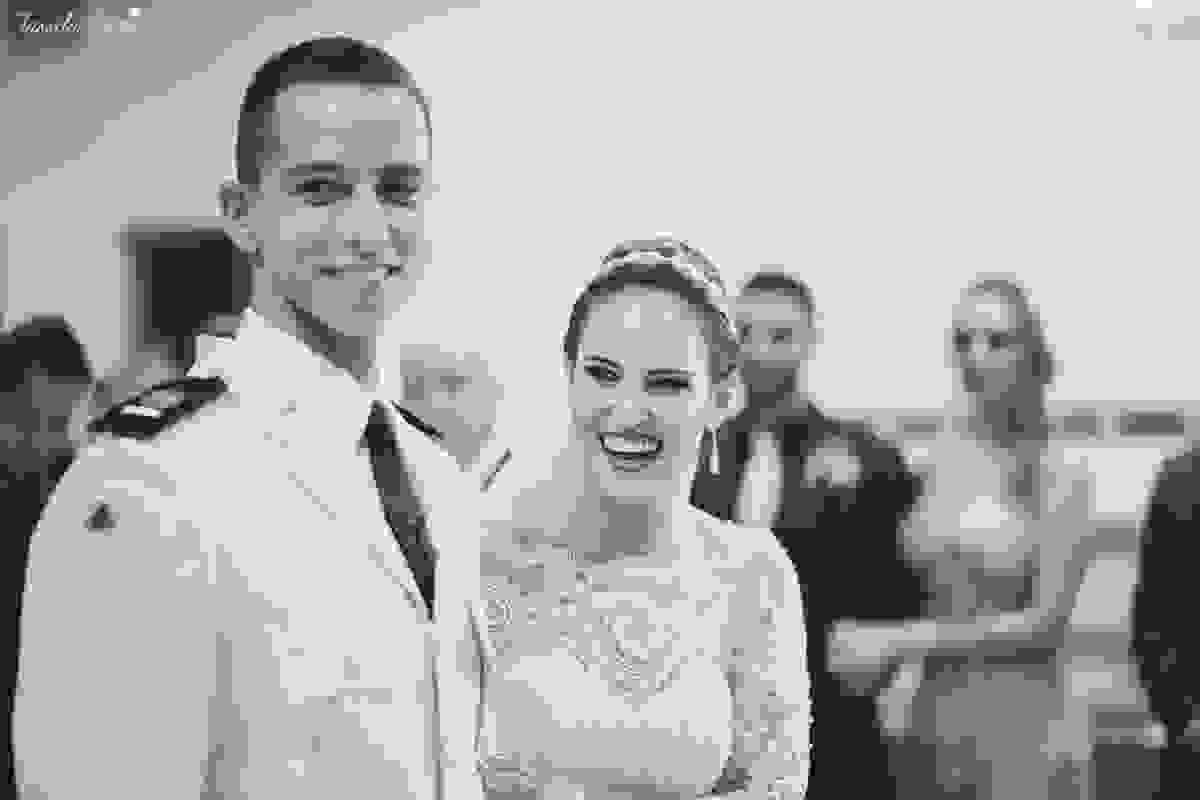 fotos de casamento realizado em Guarapari, litoral do Espírito Santo, sítio dos sonhos para fazer festa de casamento em Guarapari, noivos lindos e apaixonados, fotografia de casamento vitória es