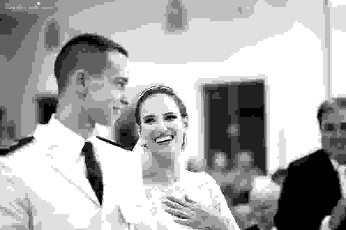 fotos de casamento realizado em Guarapari, litoral do Espírito Santo, sítio dos sonhos para fazer festa de casamento em Guarapari, noivos lindos e apaixonados, fotografia de casamento vitória es