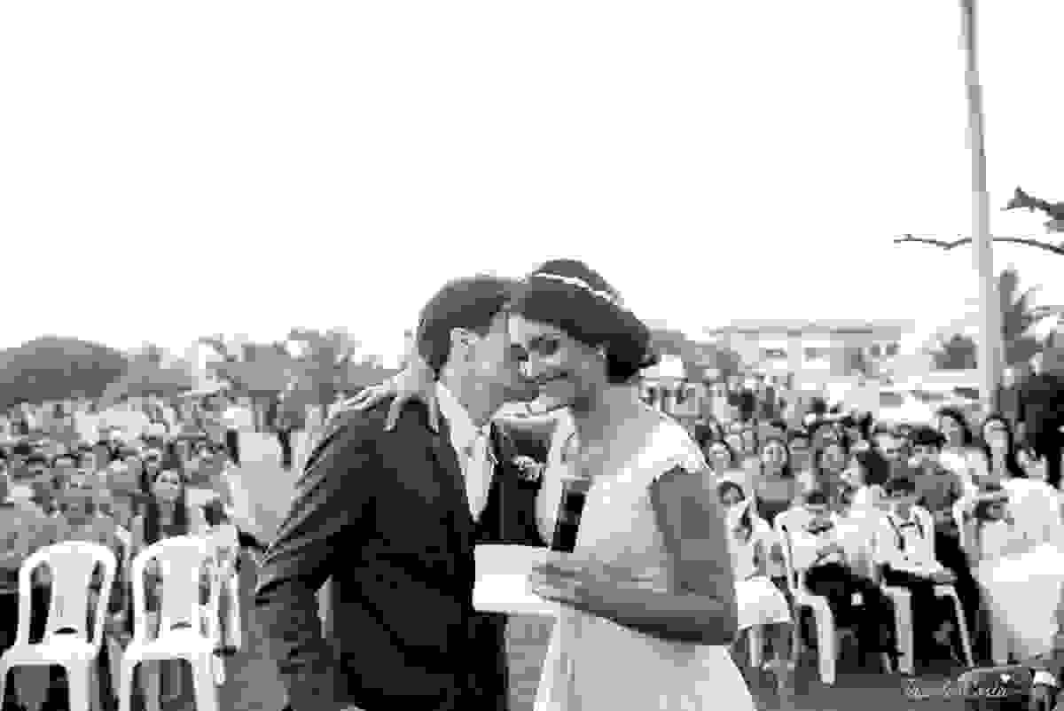 fotos de inspiração para casamento na praia, durante o dia, em Serra ES, Manguinhos, fotos de casamento dos sonhos na praia, Mayara e Allan, casamento durante a luz do dia, fotos de casamento na praia