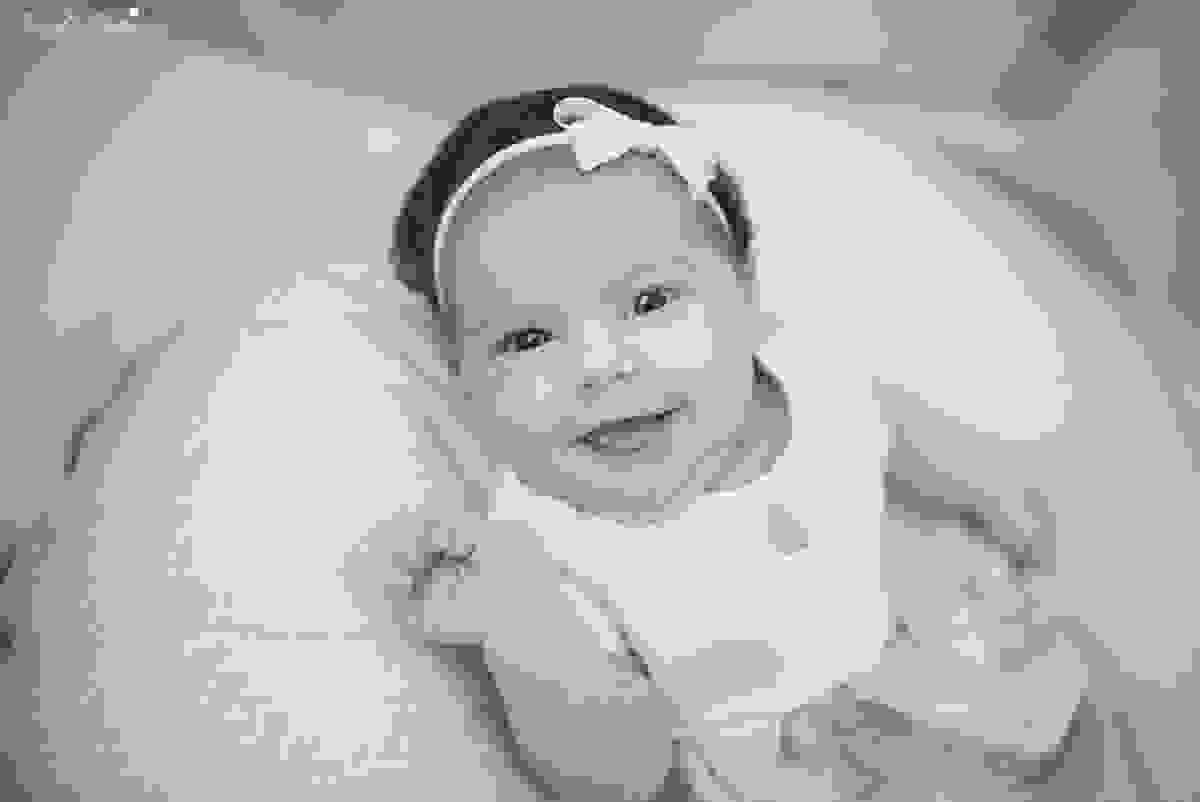 fotos em vila velha, es, de acompanhamento mensal de bebês, quarto lindo da bebê sofia, fotos na praia de itaparica, ensaio família em casa, fotos dentro do apartamento