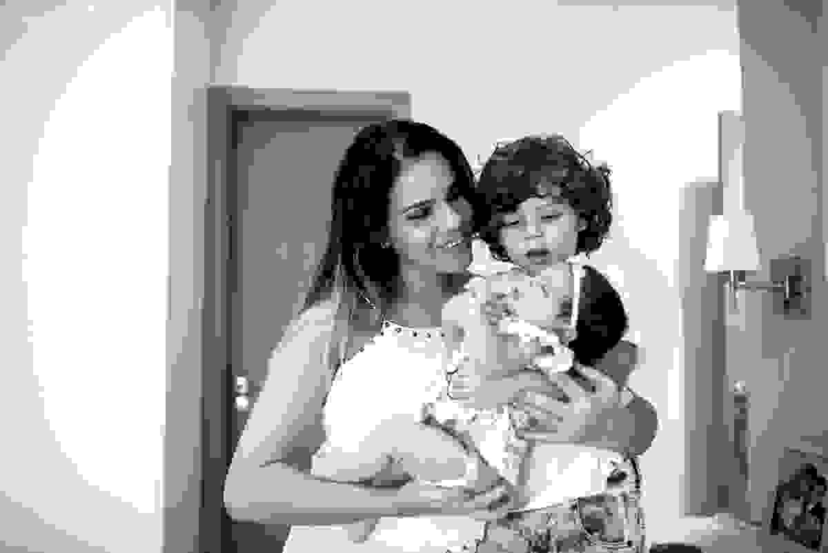 fotos em vila velha, es, de acompanhamento mensal de bebês, quarto lindo da bebê sofia, fotos na praia de itaparica, ensaio família em casa, fotos dentro do apartamento