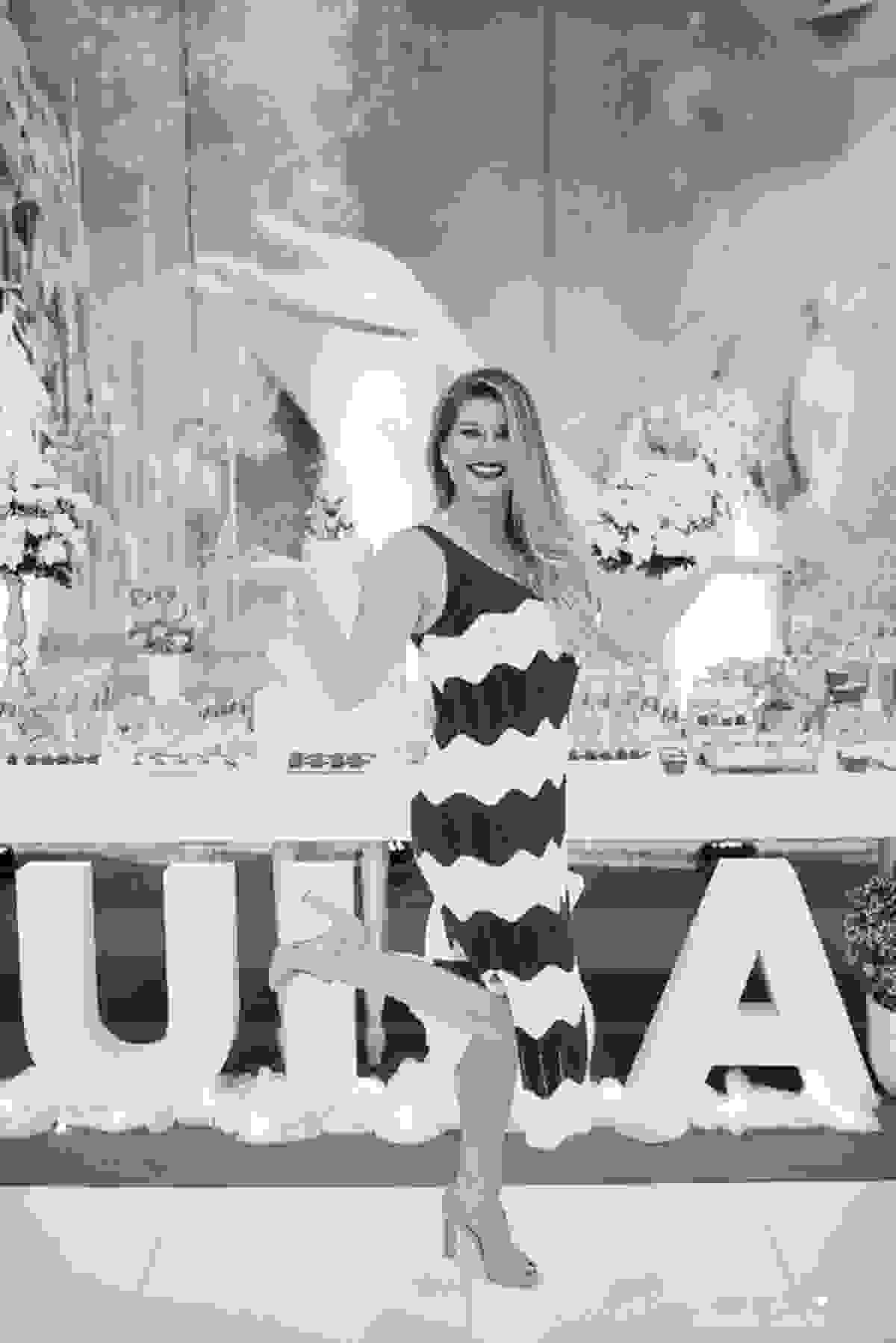 aniversário dos sonhos em vila velha es, buffet e cerimonial infantil em vila velha Catavento, rodovia do sol, praia de itaparica, tema frozen, luisa 3 anos, decoracao de aniversario de menina