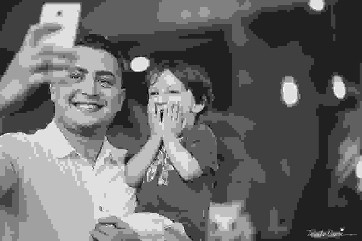 festa de menino, no tema safari, decoração infantil com luzes, miguel 2 anos, filho da cerimonialista daieny fasolo, 2 anos, festa safari, tássila costa