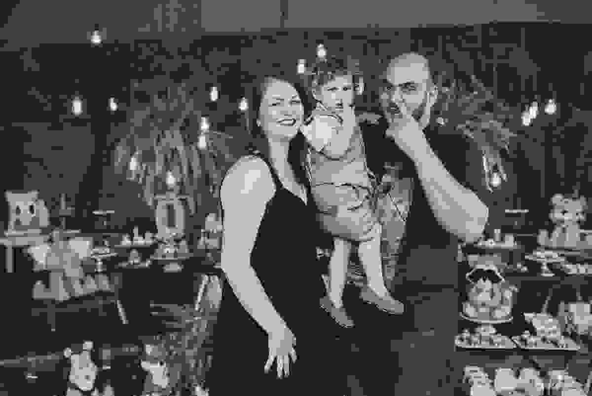 festa de menino, no tema safari, decoração infantil com luzes, miguel 2 anos, filho da cerimonialista daieny fasolo, 2 anos, festa safari, tássila costa