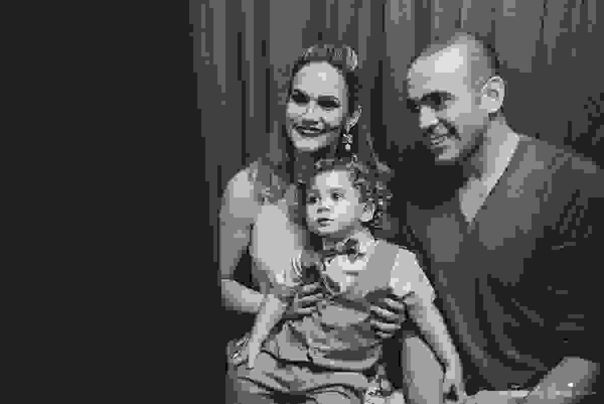 festa de menino, no tema safari, decoração infantil com luzes, miguel 2 anos, filho da cerimonialista daieny fasolo, 2 anos, festa safari, tássila costa
