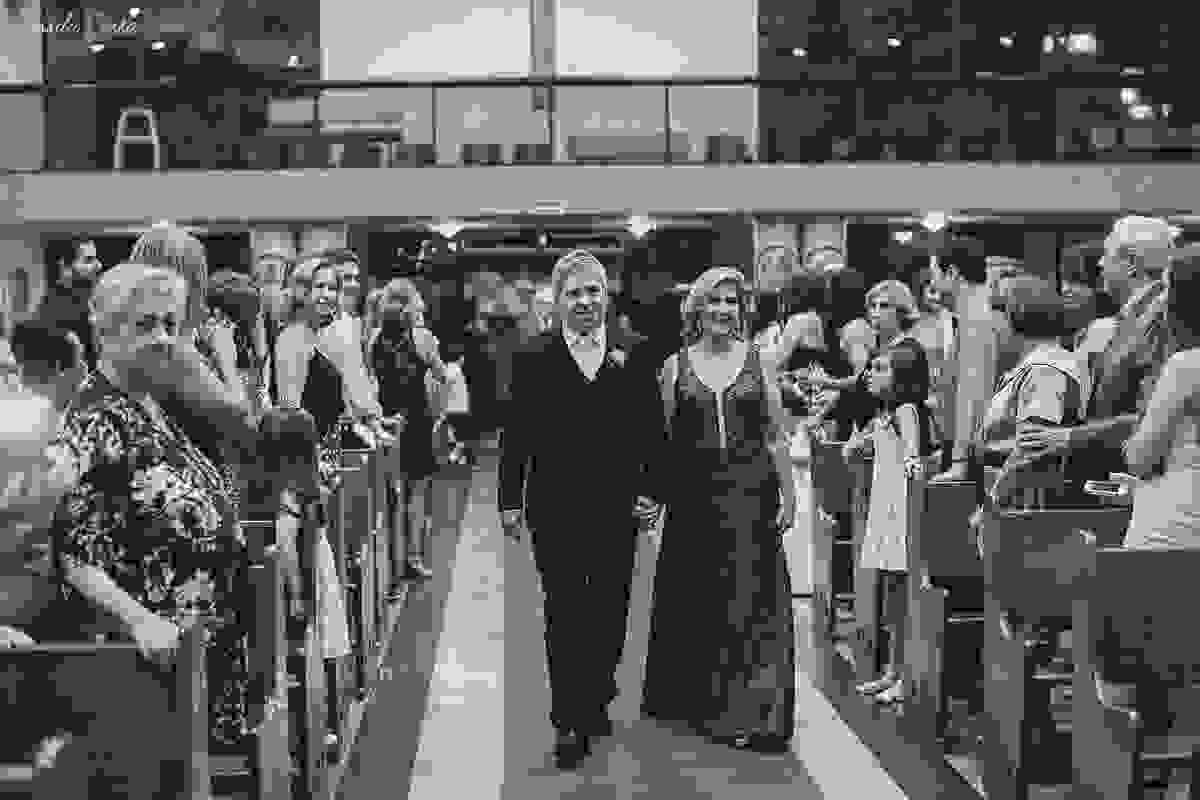 casamento lindo, em vitória es, do professor de publicidade da faculdade Faesa Gustavo, Guga, e a dentista Juliana, na Igreja Cristo Redentor, em Goiabeiras, em Vitória ES