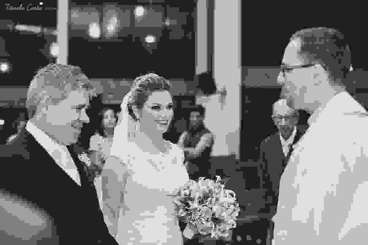 casamento lindo, em vitória es, do professor de publicidade da faculdade Faesa Gustavo, Guga, e a dentista Juliana, na Igreja Cristo Redentor, em Goiabeiras, em Vitória ES