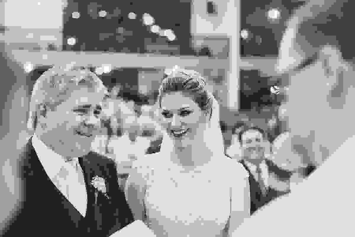 casamento lindo, em vitória es, do professor de publicidade da faculdade Faesa Gustavo, Guga, e a dentista Juliana, na Igreja Cristo Redentor, em Goiabeiras, em Vitória ES