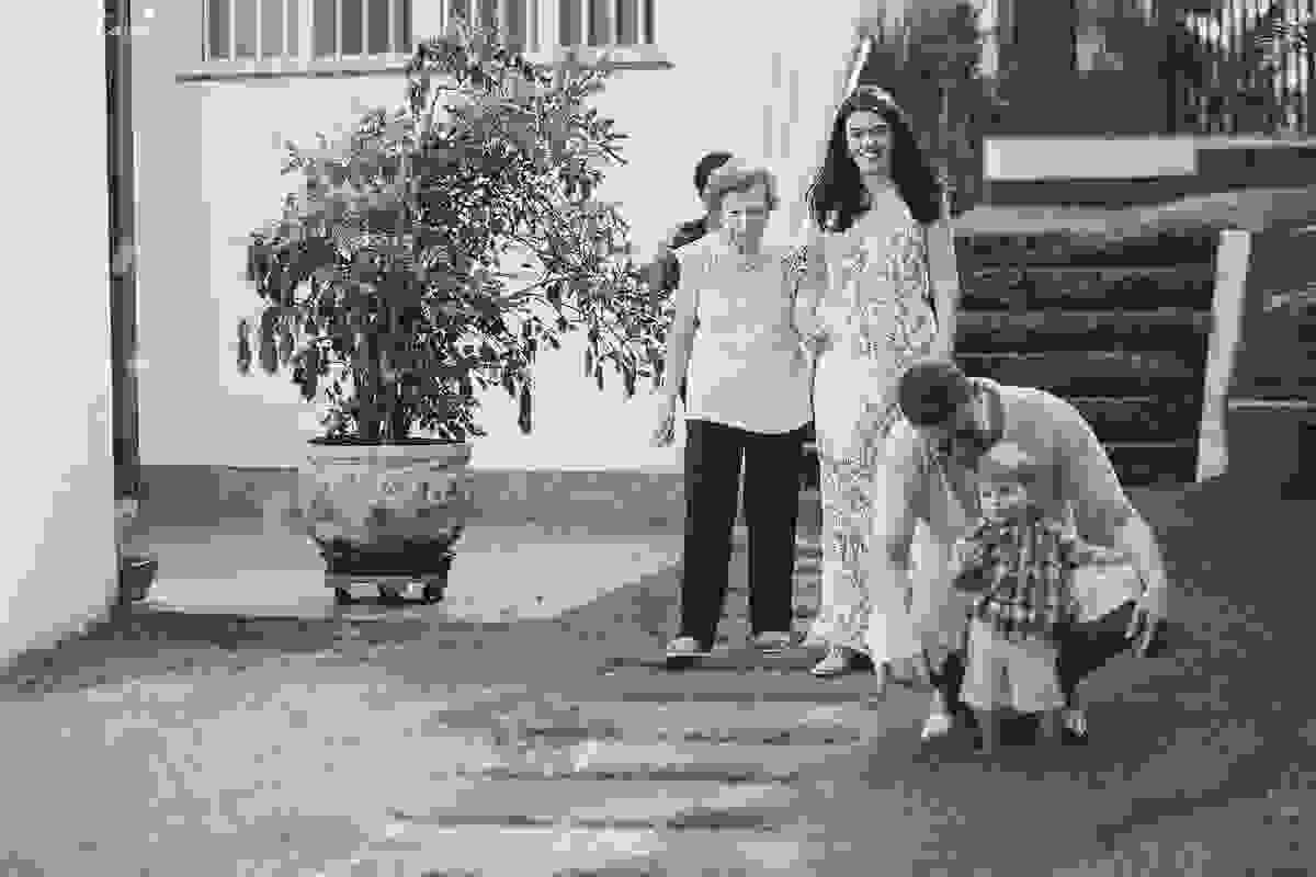 festa infantil na casa da vó, no bairro Ilha do Frade, família Tommasi, Loratórios Tommasi, Vitória ES, decoração Ipê Amarelo Festas, Filmagem Mano Birck