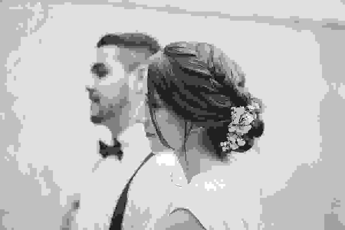 casamento em cobilândia, no cerimonial Aconchego, festa de dia, casamento de dia, decoração linda do casamento, noiva de vestido curto, maquiagem e cabelo da noiva Larrissa Rodrigues