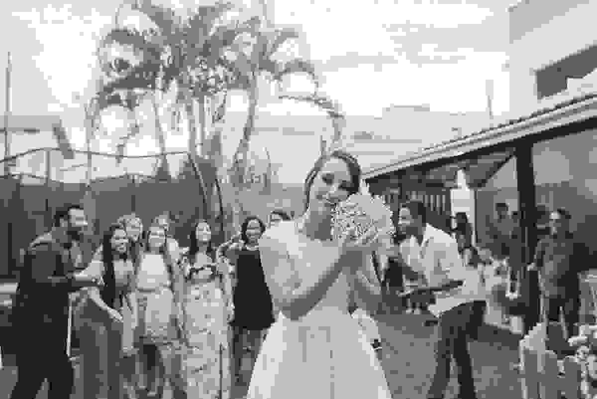 casamento em cobilândia, no cerimonial Aconchego, festa de dia, casamento de dia, decoração linda do casamento, noiva de vestido curto, maquiagem e cabelo da noiva Larrissa Rodrigues