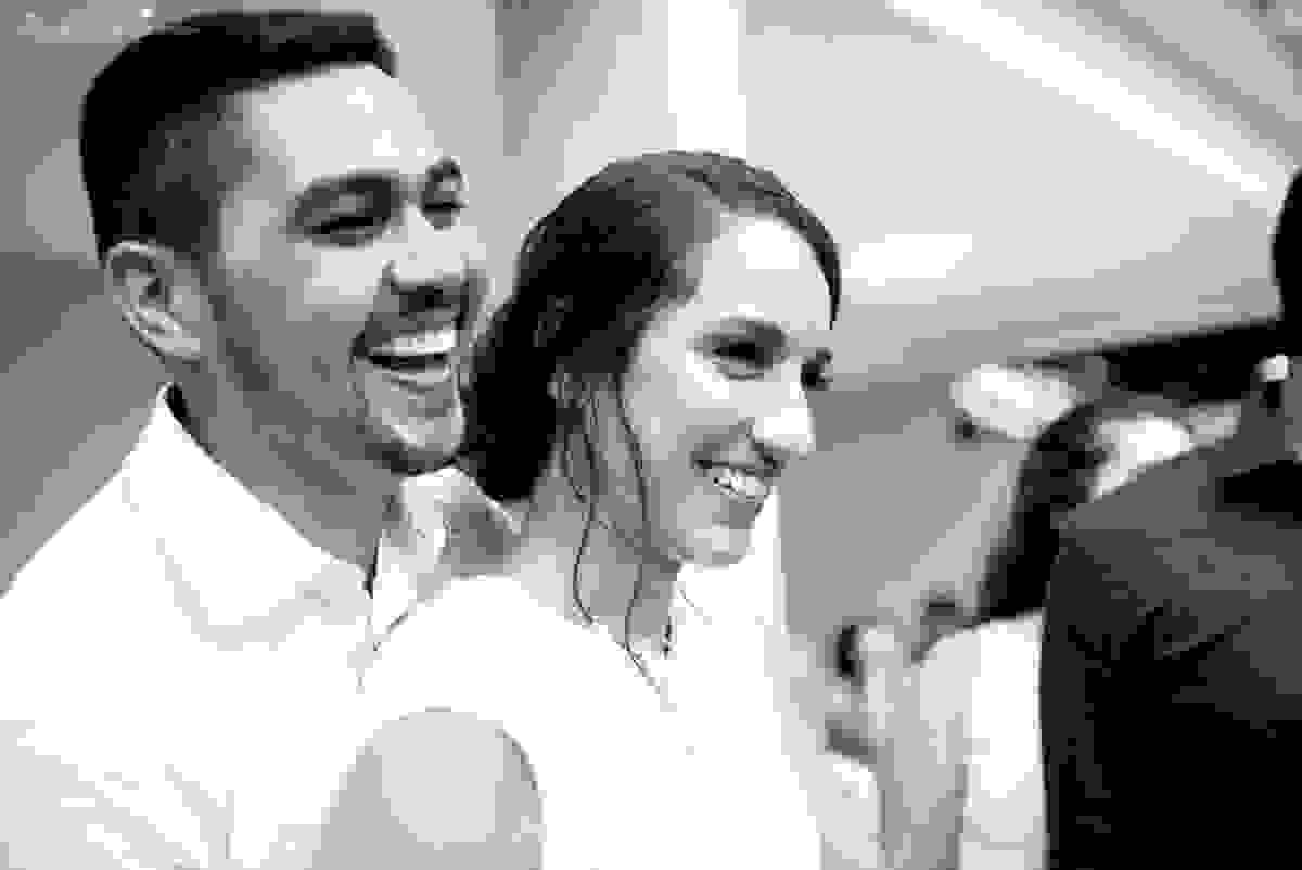 casamento em cobilândia, no cerimonial Aconchego, festa de dia, casamento de dia, decoração linda do casamento, noiva de vestido curto, maquiagem e cabelo da noiva Larrissa Rodrigues