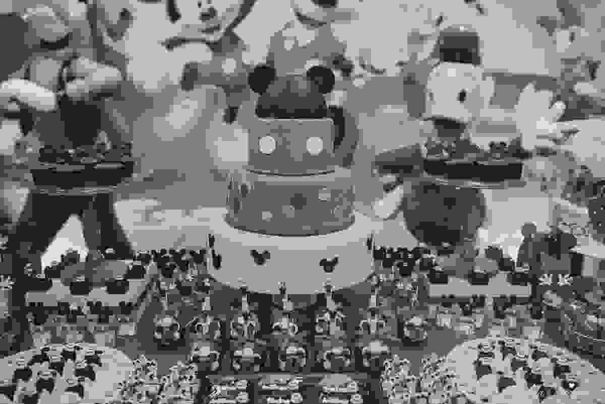 festa do Mickey, com decoração da Muita Farra, em Vila Velha - ES, fotos Tássila Costa, cerimonial infantil em Vila Velha, doces personalizados do mickey